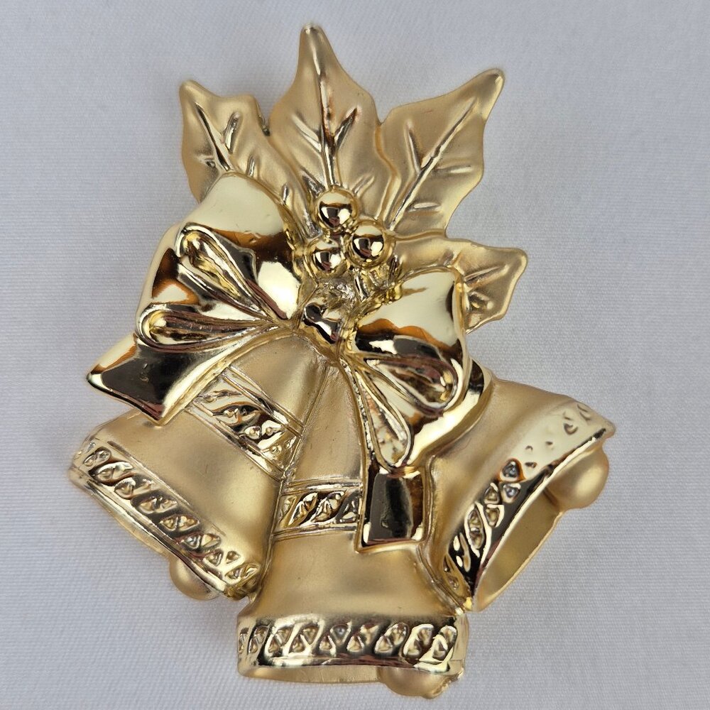 Vintage Gold Tone Christmas Holiday Brooch with Bells, Holly and a Bow Design